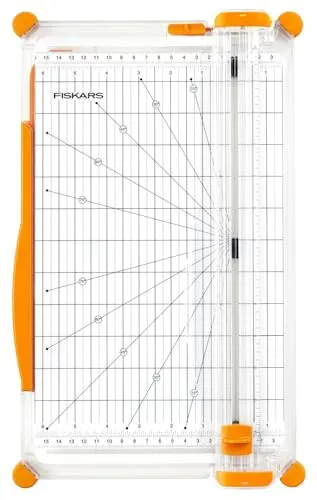 Fiskars SureCut Papierschneidemaschine A4 – Präziser Papierschneider mit Schnittlinienführung