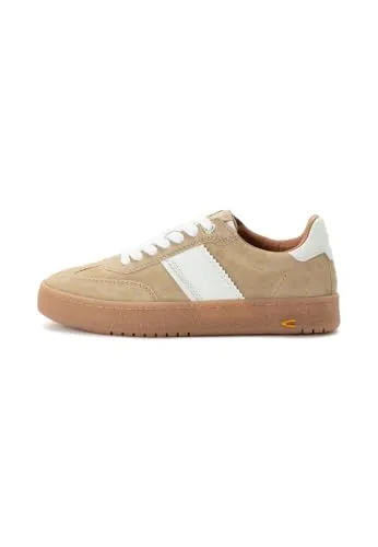 camel active Sneaker split BEIGE/WEISS - Elegante Sneaker aus weichem Veloursleder mit strapazierfähiger Laufsohle für sicheren Halt. Feminine Leichtigkeit und frische Kontraste für einen stilvollen Auftritt.