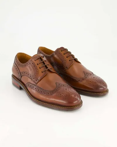 Digel Sterling 100197535 (43/cognac) - Schnürer mit hochwertiger Verarbeitung und rutschhemmender Laufsohle, ideal für City und Business. Der elegante Budapester Schuh beeindruckt mit trendiger Lyra-Lochung und gepolsterter Lederdecksohle für höchsten Tragekomfort.