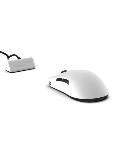 Endgame Gear OP1w 4k v2 Wireless Gaming Maus Weiß - Gaming Maus mit 30K DPI Sensor und 4000Hz Polling für ultra-schnelle Reaktionen. Ideal für Gamer, die höchste Präzision und Flexibilität suchen.