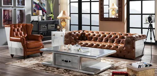 Vintage Ledersofa 3-Sitzer - Retro Couch aus hochwertigem Leder - Stilvolles 3-Sitzer Sofa im Vintage-Design, ideal für Wohnzimmer oder Patio. Aus robustem Leder gefertigt, bietet es hohen Sitzkomfort und eine ansprechende Optik.