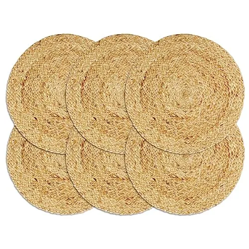 vidaXL Tischsets 6 Stk. Natur 38 cm Rund Jute - Platzsets aus handgefertigter Jute, weich und strapazierfähig. Jedes Set ist ein einzigartiges Unikat und verleiht deinem Esstisch einen natürlichen Charme. Lieferung umfasst 6 Stück.