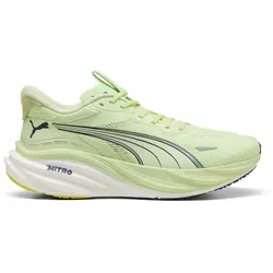 Puma Magnify Nitro 3 - Hochwertige Laufschuhe für Herren - Erlebe ultimativen Komfort mit den Puma Magnify Nitro 3. Diese leichten Laufschuhe bieten durch atmungsaktives Material und innovative Dämpfungstechnologie erstklassige Unterstützung für jeden Schritt.