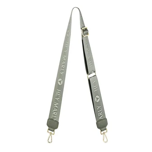 HEY MARLY Schulterriemen Signature Strap khaki HM64-KHKH-S - Modischer Schulterriemen in Khaki mit Logoprint. Einfach an HEY MARLY Taschen anzubringen und individuell verstellbar von 85 bis 130 cm. Perfekt für einen frischen Look und stilvolle Akzente.