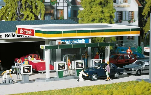 Faller H0 130346 Überdachte Zapfsäulen