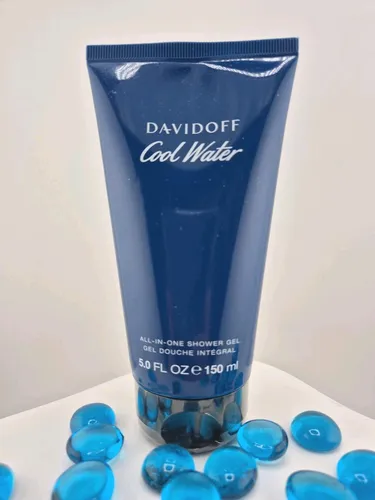 Davidoff Cool Water For Him Parfum 100 ml - Herrendüfte mit eleganter Frische des Meeres, angereichert mit ethisch gewonnenem Vetiver aus Haiti für nachhaltigen Genuss.