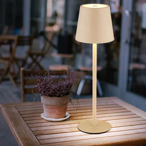 LED Tischleuchte mit Touchdimmer – Wetterfeste Akku-Außenlampe in Sandfarbe - Moderne Tischleuchte für Innen und Außen, dimmbar und mit warmweißem Licht. Ideal für Terrassen und Gärten, energiesparend mit 3 W und IP44 Schutz.
