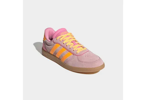 Adidas BREAKNET SLEEK Damen - pink - Stylischer Sneaker für Damen mit minimalistischen Design. Perforierte Details sorgen für ein frisches Tragegefühl. Das weiche Obermaterial und die Gummiaußensohle machen ihn zum perfekten Begleiter für jeden Tag.