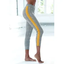 Bench. Bekleidung von Bench.