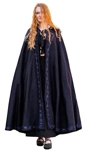 Umhänge für Kostüme von Leonardo Carbone