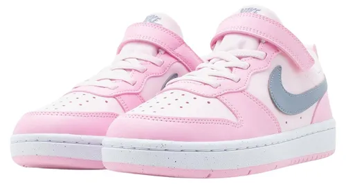 Nike Court Borough Low Recraft (PS) Sneakers für Kinder - Die Nike Court Borough Low Recraft (PS) Sneakers bieten Komfort und Stabilität beim Spielen. Mit elastischem Schnürverschluss und praktischer Schlaufe sind sie ideal für aktive Kinder. Robustes Obermaterial sorgt für Langlebigkeit.