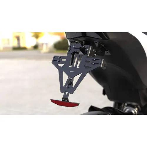 HIGHSIDER AKRON-RS PRO Kennzeichenhalter - Universal Kennzeichenhalter mit E-geprüfter Beleuchtung, verstellbar und ideal für individuelle Anpassungen an deinem Motorrad.