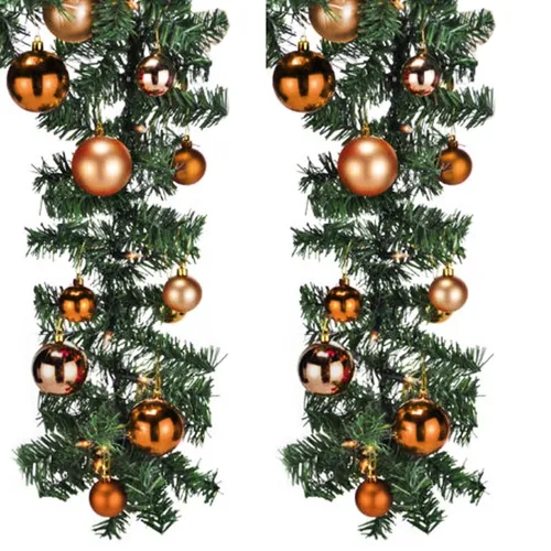 XL 70 LED Tannengirlande mit 30 Baumkugeln in Orange - Weihnachtsbeleuchtung, 540 cm lange Girlande mit 30 stilvollen orangefarbenen Baumkugeln für festliche Stimmung im Außenbereich.