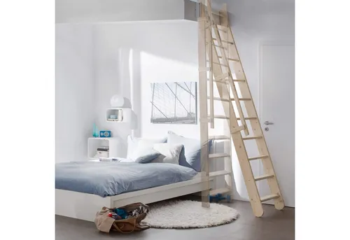Treppen Intercon Raumspartreppe Easy Step aus Massivholz - Die Easy Step Raumspartreppe aus massivem Fichten- oder Buchenholz bietet höchste Stabilität und Flexibilität. Ideal für kleine Räume, lässt sie sich einfach an die Wand schieben. Schnelle Montage und bis 150 kg belastbar.