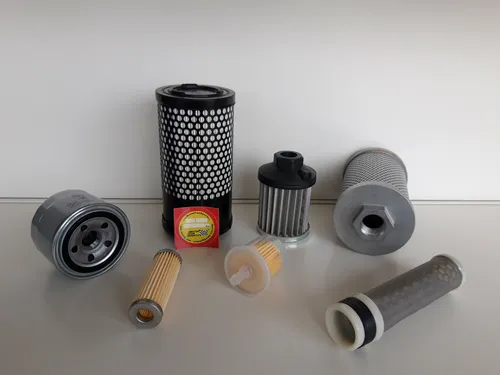 Filter Set klein für Kubota U10 U10-3 ALPHA Öl Luft Kraftstoff Hydraulik