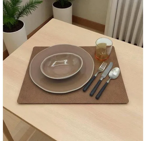 LIND DNA Platzset Square L – Elegantes Tischset - Stylisches Platzset in der Größe 35 x 45 cm, ideal für jeden Esstisch. Aus nachhaltigem Material gefertigt, vereint es Funktionalität und modernes Design.