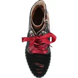 Laura Vita Damen Stiefelette Gaclao 40 in Rot mit Satinband-Schnürung - Romantische Stiefelette aus Leder mit floralem Muster und bequemer Memoryschaum-Decksohle. Ideal für modebewusste Damen, die Wert auf Stil und Komfort legen.
