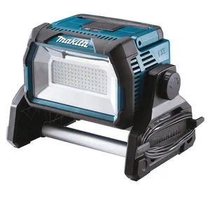 Makita Baustrahler DEADML809 LED - 10.000 Lumen, wasserdicht - Arbeitsleuchte mit 10.000 Lumen, 3-fach dimmbar und IP65 wasserdicht. Flexibel einsetzbar mit Akku oder Netzbetrieb, ideal für Baustellen und Outdoor-Einsätze.