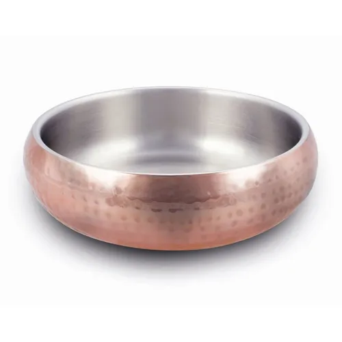 Wolters Diner Steel Napf 1300 ml - Hochwertiger Napf aus rostfreiem Edelstahl, ideal für Hunde und Katzen. Mit einem Fassungsvermögen von 1300 ml und einem modernen, gehämmerten Design.