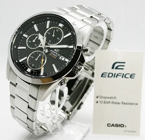 CASIO EDIFICE Quarzuhr EFV-560D-1AVUEF - Chronograph mit edlem Edelstahl-Gehäuse und präzisem Quarzwerk, ideal für stilbewusste Männer.