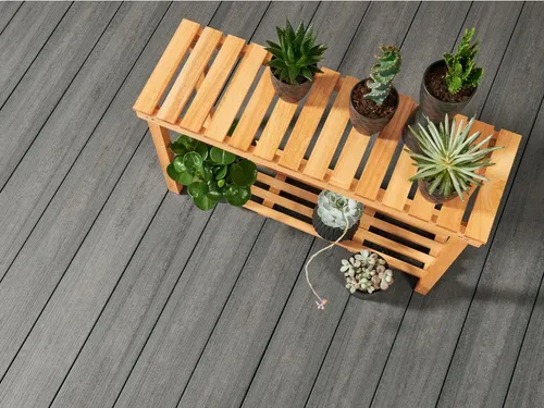 NATURinFORM WPC Terrassendiele 140x21 mm Dolomitgrau Dunkelgrau - Die WPC Terrassendiele von NATURinFORM in Dolomitgrau ist die perfekte Wahl für langlebige und pflegeleichte Terrassenbeläge. Mit exklusiver Optik und einfacher Clipmontage sorgt sie für eine ansprechende Gestaltung von Terrasse und Garten.