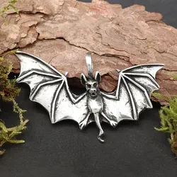 Drachensilber Fledermaus Schmuck Anhänger aus 925 Silber in silber von Drachensilber
