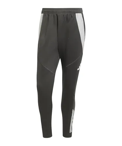 Adidas Tiro 24 Competition Winterized Hose - grau - Trainingshose für kalte Tage, aus 100 % recycelten Materialien, bietet Komfort und Wärme beim Sport. Ideal für Fußballtraining und Outdoor-Aktivitäten, mit weitenregulierbarem Bund für perfekte Passform.