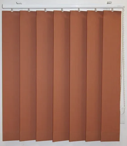 sunlines Lamellenvorhang Montana, individuell angepasst - Maßgefertigter vertikaler Lamellenvorhang für stilvolle Lichtregulierung und Sichtschutz. Erhältlich in verschiedenen Farben und Breiten, ideal für moderne Wohnräume und Büros.