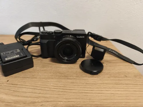 Panasonic Lumix DMC-LX100EG-K Digitalkamera schwarz