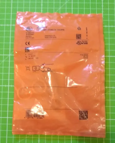 Ifm Electronic M18x1DC PNP Sensor - Sonstige Sensoren, induktiver Sensor mit erhöhtem Schaltabstand von 8 mm, ideal für präzise Anwendungen in der Automatisierungstechnik.