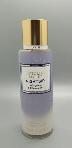 Victoria's Secret Nightsip Bodyspray 250 ml - Damen Bodyspray mit einem verführerischen Duft, perfekt für einen langanhaltenden Frischekick und ein sinnliches Gefühl den ganzen Tag.