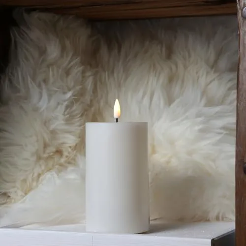 MARELIDA LED Kerze Echtwachs Deluxe mit 3D Flamme in beige von Marelida