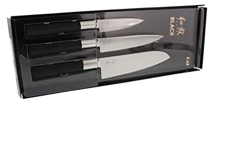 KAI Wasabi Black Messer Set - 3-teiliges Allzweckmesser Set aus Edelstahl - Küchenmessersets mit rostfreiem 6A/1K6 Edelstahl und ergonomischen Polypropylen-Griffen für langanhaltende Schärfe und Präzision. Ideal für vielseitige Schneidarbeiten in der Küche.