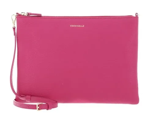 Coccinelle Best Crossbody Bag New Fucsia - Die COCCINELLE Umhängetasche aus weichem Leder vereint Stil und Funktionalität. Mit ihrem schlichten Design ist sie der perfekte Begleiter für jedes Outfit. Maße: 27 x 20 x 2 cm.