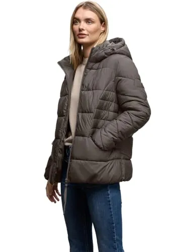 Street One Kurze Steppjacke nomad brown 46 - Funktionsjacke für Damen mit Kapuze und Tunnelzug, seitlichen Zipper-Taschen und angenehmer Fütterung – ideal für kühle Tage.