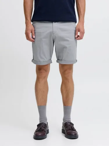 JACK & JONES Herren Chino Shorts Regular Fit 12165604 - Herren-Shorts in Ultimate Grey, aus Baumwolle mit Stretchanteil für optimalen Tragekomfort, ideal für den Freizeitlook.