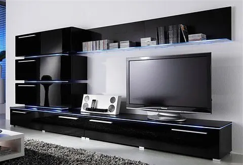 Höltkemeyer Wohnwand Line, Set mit 7 Teilen - Moderne Wohnwand mit 3 Hängeschränken und 2 TV-Lowboards, optional beleuchtbar. Erhältlich in schwarz, weiß oder grau mit hochglänzenden Fronten. Perfekt für stilvolle Wohnräume.
