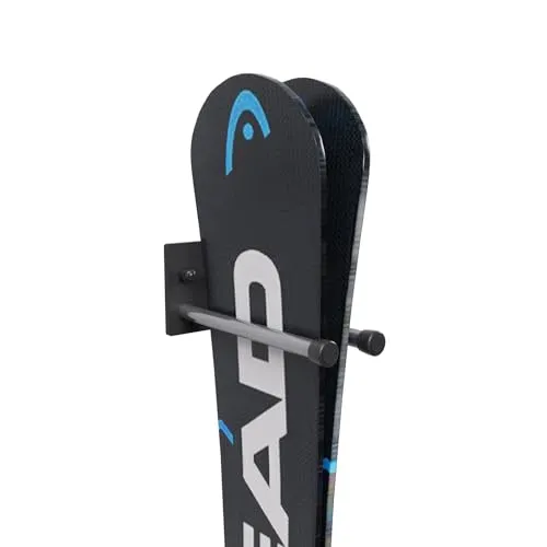 Skihalterung N1 für Ski und Stöcke - platzsparender Wandhalter - Robuste Wandhalterung aus pulverbeschichtetem Stahl mit Gummierung für optimalen Kratzschutz. Ideal zur effizienten Aufbewahrung von Skiern und Trekkingstöcken in Garage oder Skigebiet.