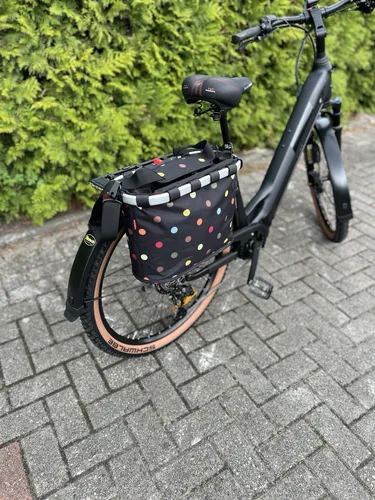 KLICKfix Fahrradkorb Bikebasket Oval M Dots - Fahrradtasche mit 17 ltr. Volumen, faltbar und modisch im Dots-Design, ideal für alle Fahrräder mit Gepäckträger.
