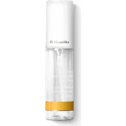 Dr. Hauschka Clarifying Intensive Treatment 40 ml - Gesichtspflege für junge, unreine Haut. Diese intensive Behandlung reguliert die Haut und reduziert Unreinheiten mit einer einzigartigen Mischung aus natürlichen Inhaltsstoffen.