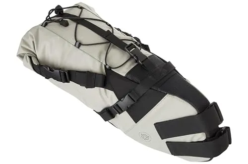 AGU Seat-Pack Venture Highland Green 10L - Fahrradtasche mit 10L Volumen, wasserabweisend und reflektierend für mehr Sicherheit. Umweltfreundlich aus recycelten Materialien gefertigt.