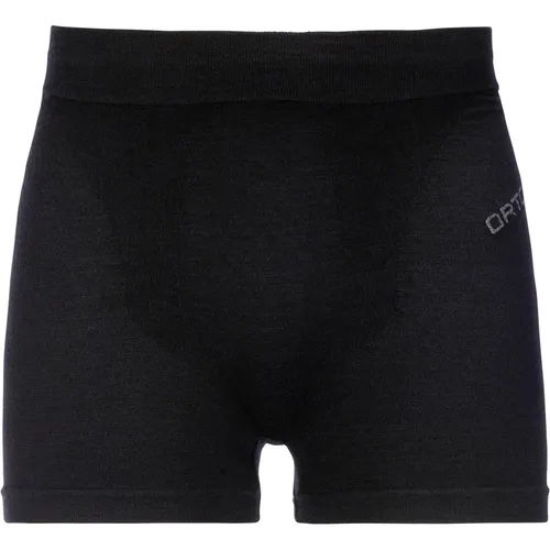 Ortovox 230 Competition Boxer - Herren Funktions-Unterhose - black - Funktionsunterwäsche mit nahtloser Rundstricktechnik für optimale Bewegungsfreiheit. Atmungsaktive Netzstruktur und wärmespeichernde Merinowolle sorgen für Komfort beim Skitourengehen und Freeriden.
