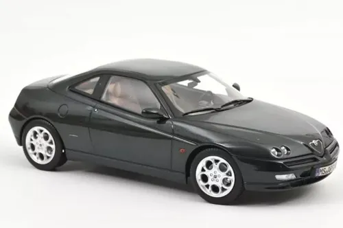 NOREV 1:18 Alfa Romeo GTV (2001) - Coventry Green Metallic 187842 - Detailgetreues Modellauto im Maßstab 1:18, ideal für Sammler und Liebhaber. Hochwertige Verarbeitung und authentische Farben sorgen für ein beeindruckendes Sammlerstück.