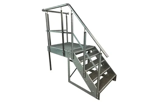Stahltreppe Freistehend 5 Stufen 95 cm mit Podest 100x100cm, verzinkt - [Ideal für Außenbereiche] - Korrosionsgeschützt und wetterfest durch hochwertige Feuerverzinkung. [Einfach zu montieren] - Schnelle Montage mit enthaltenem Edelstahl Schrauben Set. [Made in Germany] - Höchste Qualität mit 3 Jahren Herstellergarantie.