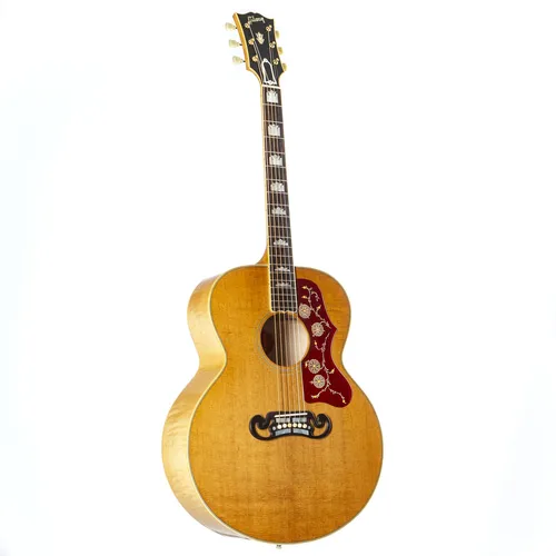 Gibson 1957 SJ-200 AN - Westerngitarre aus dem Custom Shop mit geflammtem Ahorn und thermisch behandelter Fichtendecke, ideal für anspruchsvolle Musiker, inkl. Koffer und made in USA.