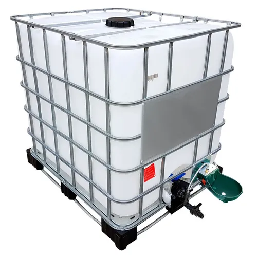IBC Wassertank 1000l mit Tränkebecken auf Stahl/PE-Palette - Wasserspeicher & Regentonnen, ideal für Gartenbewässerung und Haus-Wasserversorgung, lebensmittelecht und mit praktischem Auslaufhahn für einfachen Zugriff.