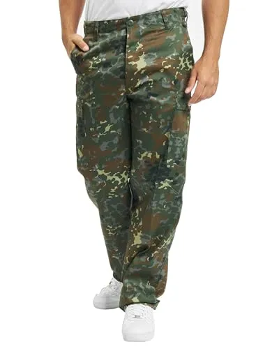Brandit US Ranger Pants XXL - Flecktarn - Wanderhosen im US Ranger Stil mit verstellbarem Bund und praktischen Cargo-Taschen, ideal für Freizeit und Arbeit.