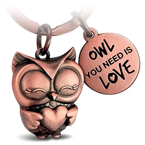 FABACH Eule Schlüsselanhänger Owly mit Herz und Gravur - Süßer Schlüsselanhänger Eule - Freundschaft und Liebe Glücksbringer aus Metall für Frauen - Owl you need is Love