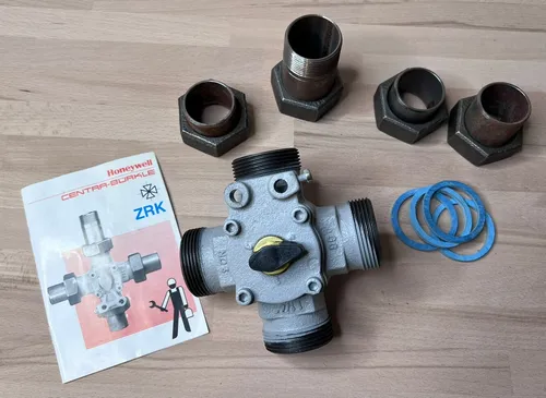 Resideo CENTRA Kompakt-Vierwegemischer DN 32 von Honeywell