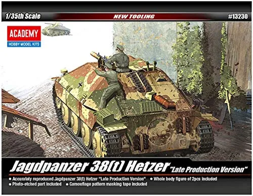 1:35 Jagdpanzer 38t Hetzer Academy 13230